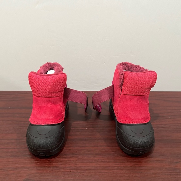 The North Face, Toddler Alpenglow Waterproof Boots, Pink & Black - Picture 11 of 16